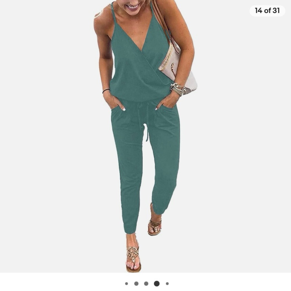 NWT PrettyGarden V-Neck Sleeveless Elastic Waist Jumpsuit Joggers Romper size M